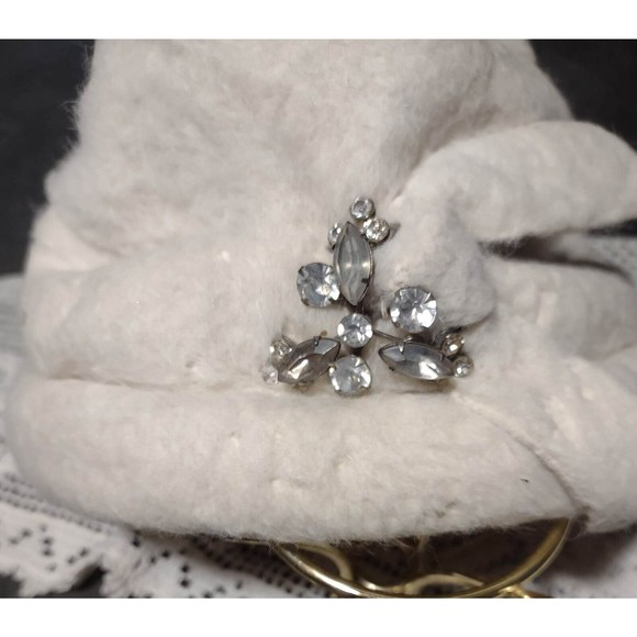 Vintage Womens White 100% Rabbit Fur Rhinestone Hat Made in Italy Valerie Modes - Picture 3 of 8